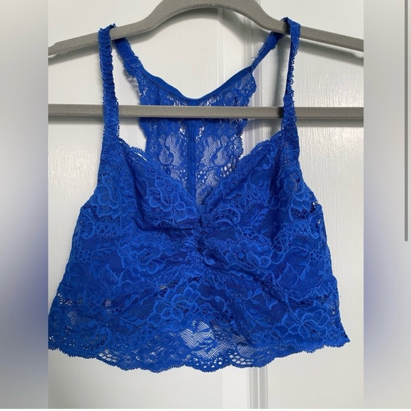 VS PINK Bra Bundle Size Small - Picture 2 of 11